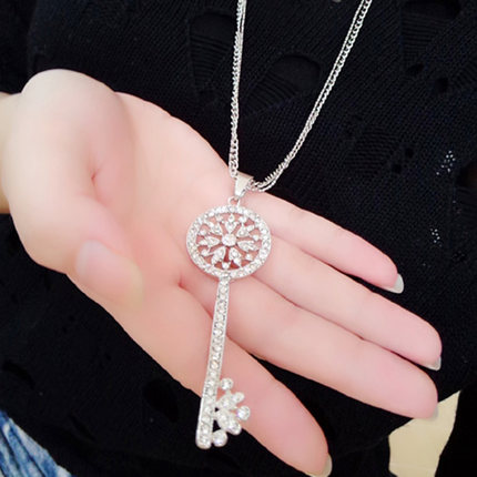 韩国时尚新款水晶毛衣链项链女韩国钥匙长款时尚韩版百搭复古配饰