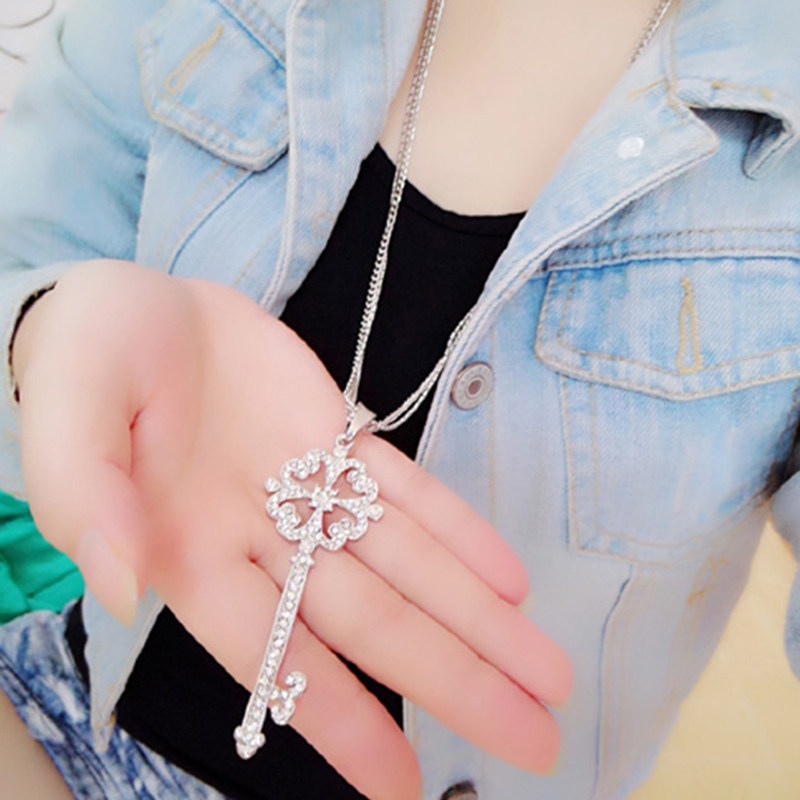 包邮韩国韩版饰品百搭水钻钥匙装饰项链挂链 时尚配饰长款毛衣链