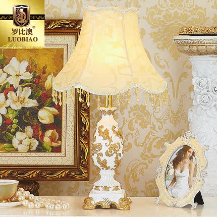 欧式台灯床头台灯卧室奢华复古蕾丝田园台灯公主客厅温馨婚庆结婚